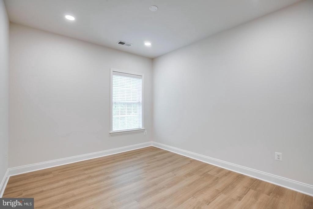 42936 Courtland Chase Square - Photo 46