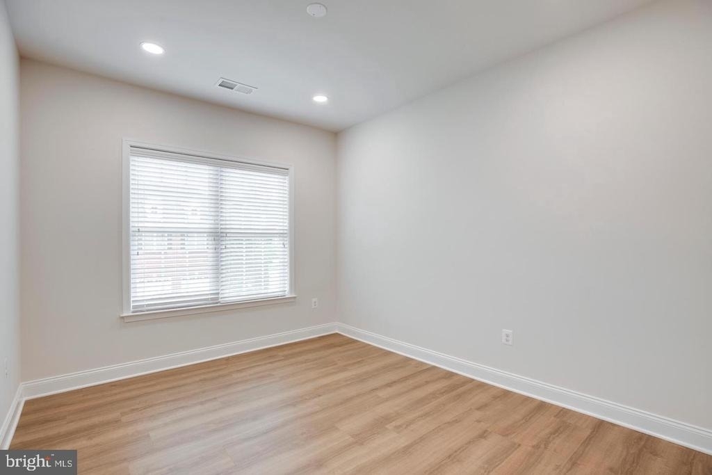 42936 Courtland Chase Square - Photo 42