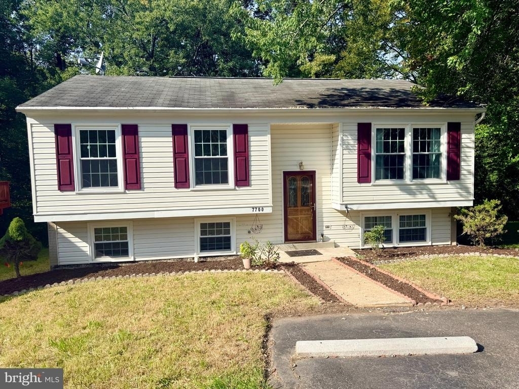 7700 Newington Forest Avenue - Photo 0