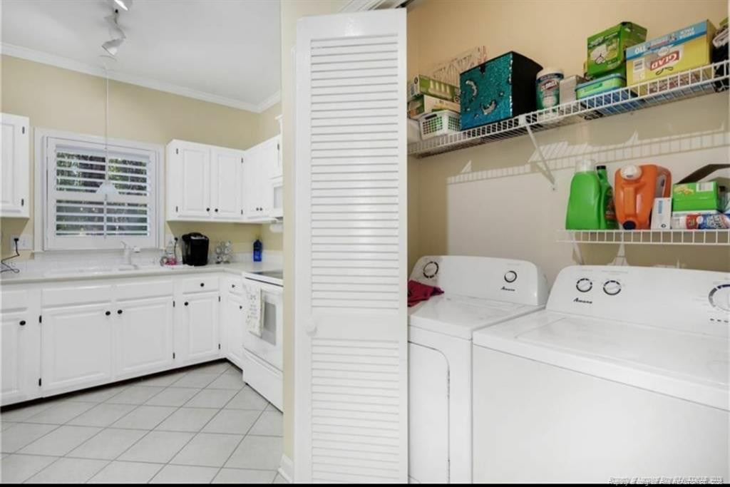 2995 Delaware Drive - Photo 27