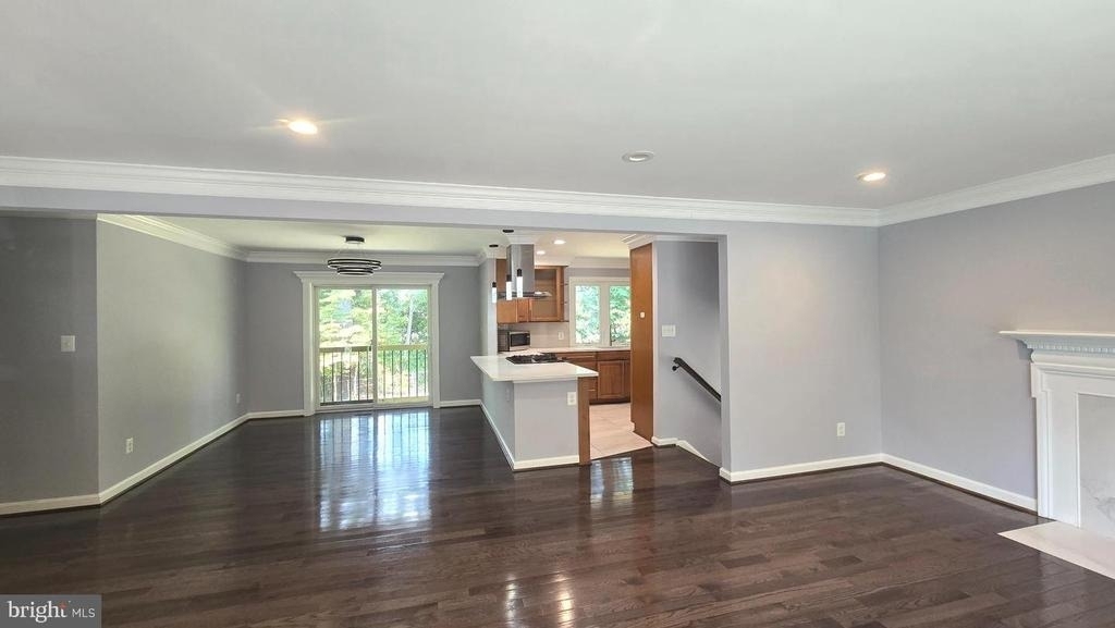 7512 Allan Avenue - Photo 6