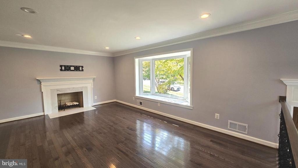 7512 Allan Avenue - Photo 4
