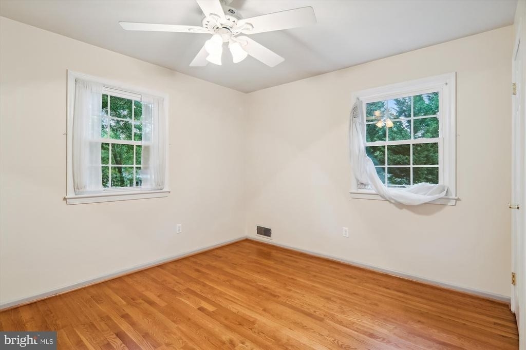 1110 Anesbury Court - Photo 30