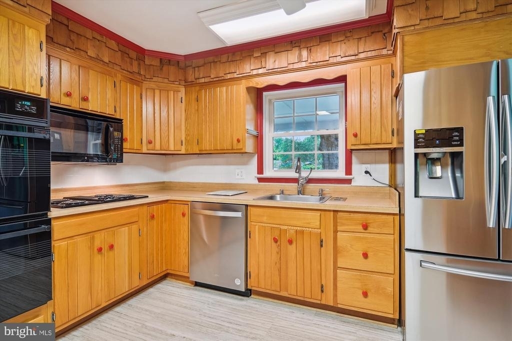 1110 Anesbury Court - Photo 7
