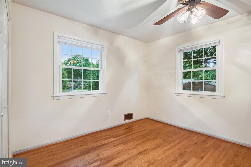 1110 Anesbury Court - Photo 32