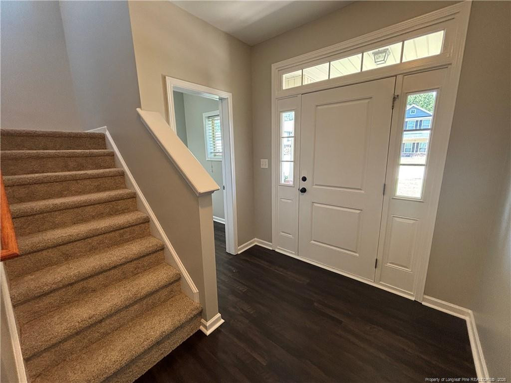438 Roanoke Drive - Photo 3
