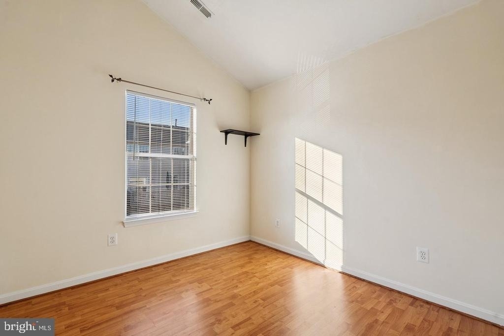 2560 James Maury Drive - Photo 20