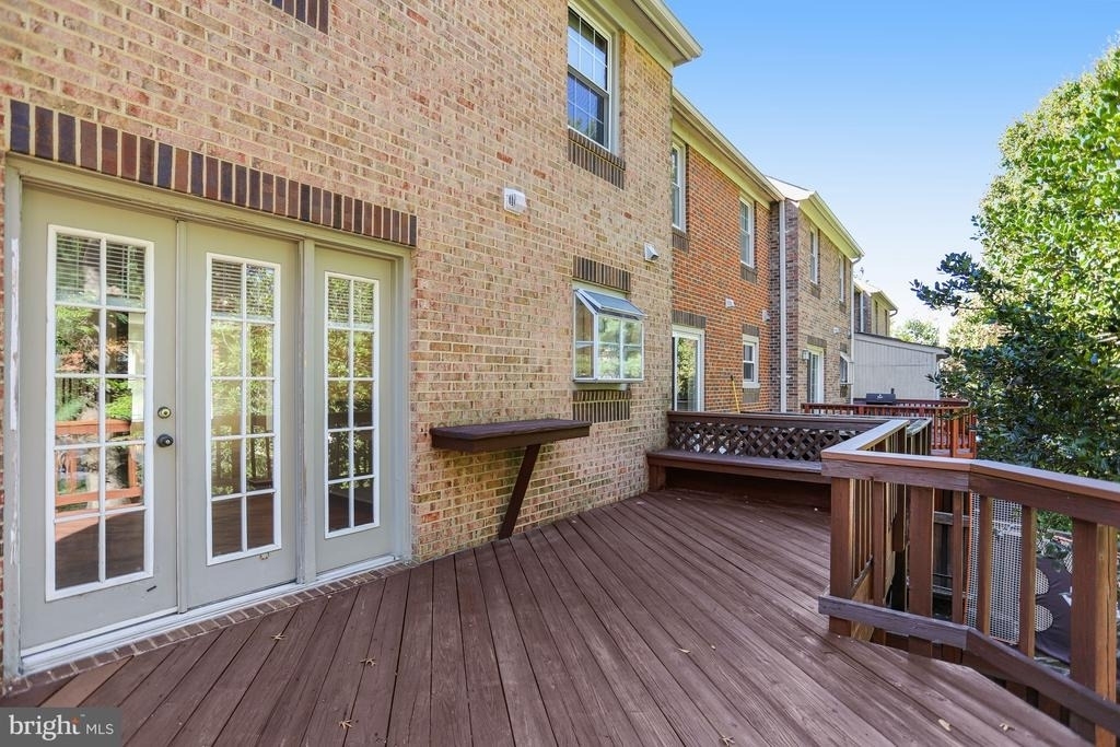 8042 Merry Oaks Court - Photo 46