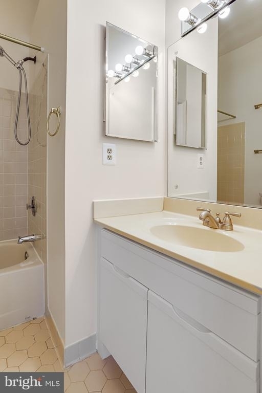 8042 Merry Oaks Court - Photo 35