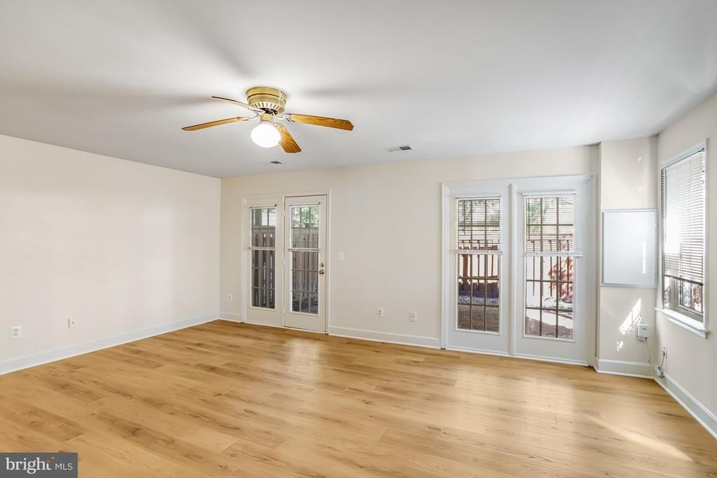 8042 Merry Oaks Court - Photo 38