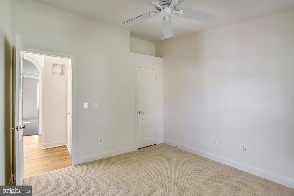 8042 Merry Oaks Court - Photo 33