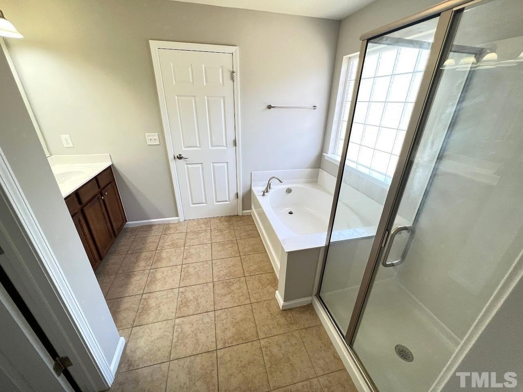 1209 Justice Walk Avenue - Photo 15