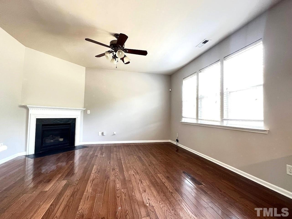 1209 Justice Walk Avenue - Photo 8