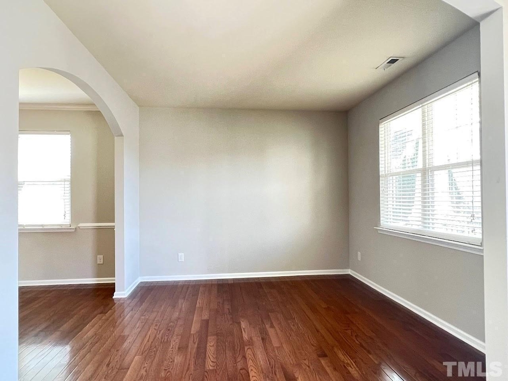 1209 Justice Walk Avenue - Photo 9