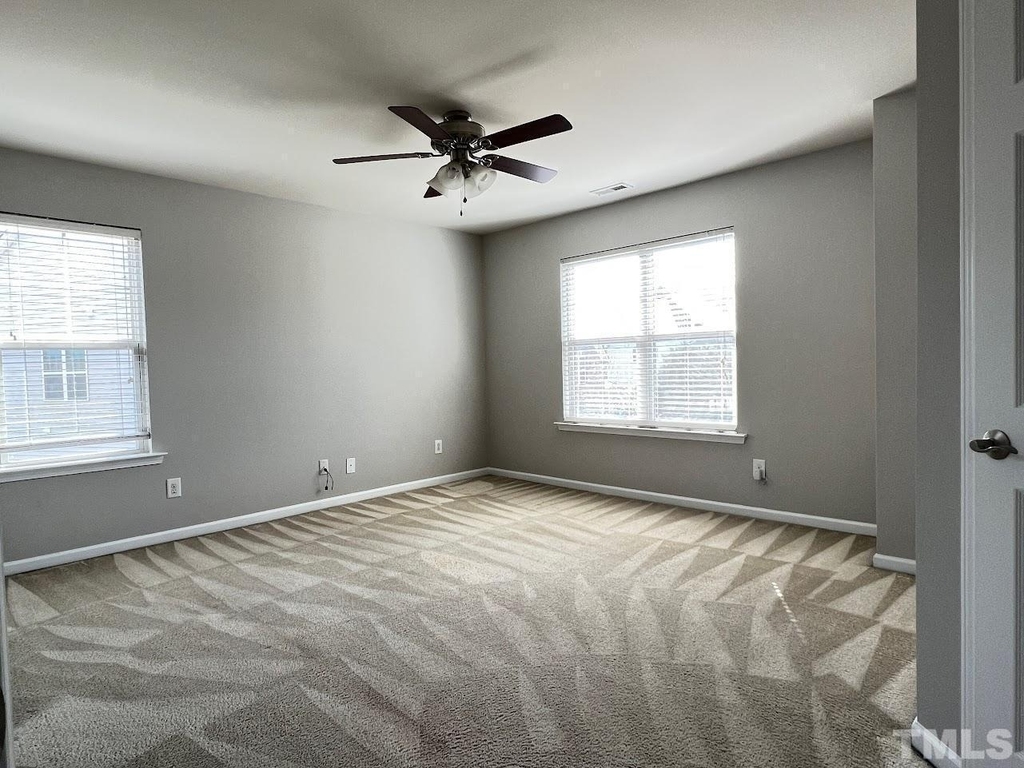 1209 Justice Walk Avenue - Photo 18