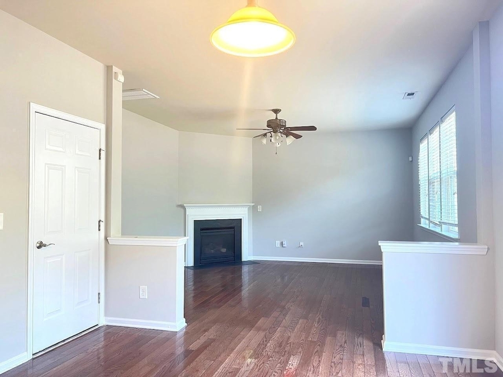 1209 Justice Walk Avenue - Photo 7