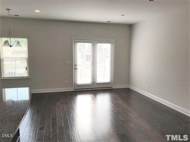 1010 Drayman Place - Photo 6