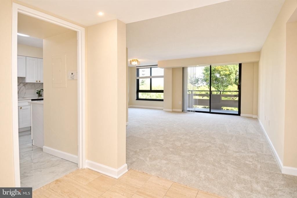 1808 Old Meadow Road - Photo 4