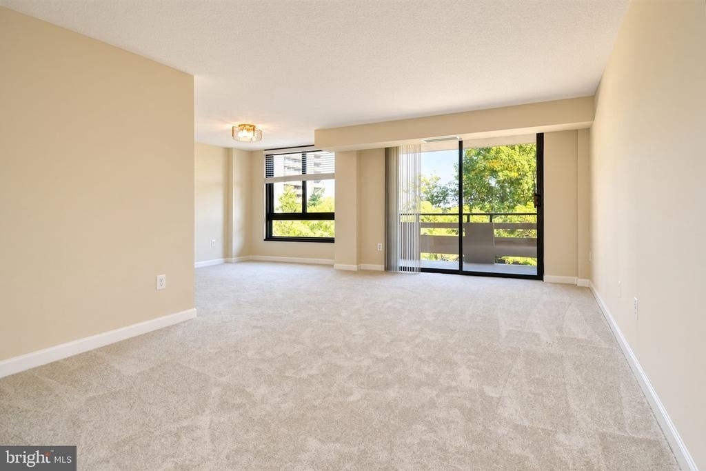 1808 Old Meadow Road - Photo 6