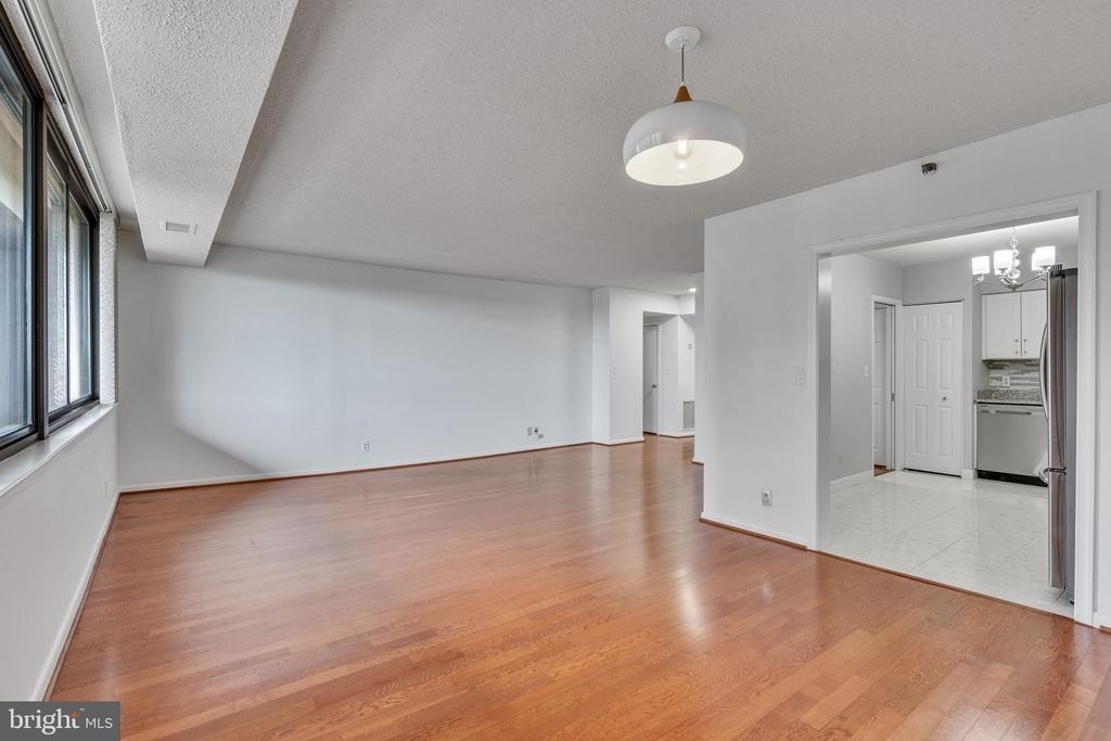 5501 Seminary Road - Photo 4
