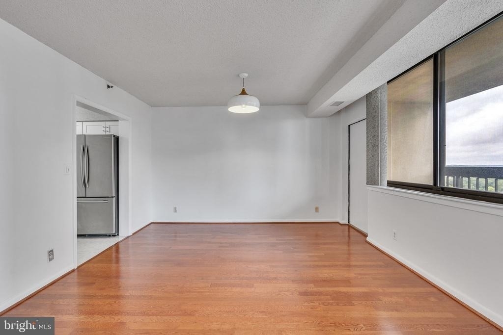 5501 Seminary Road - Photo 3
