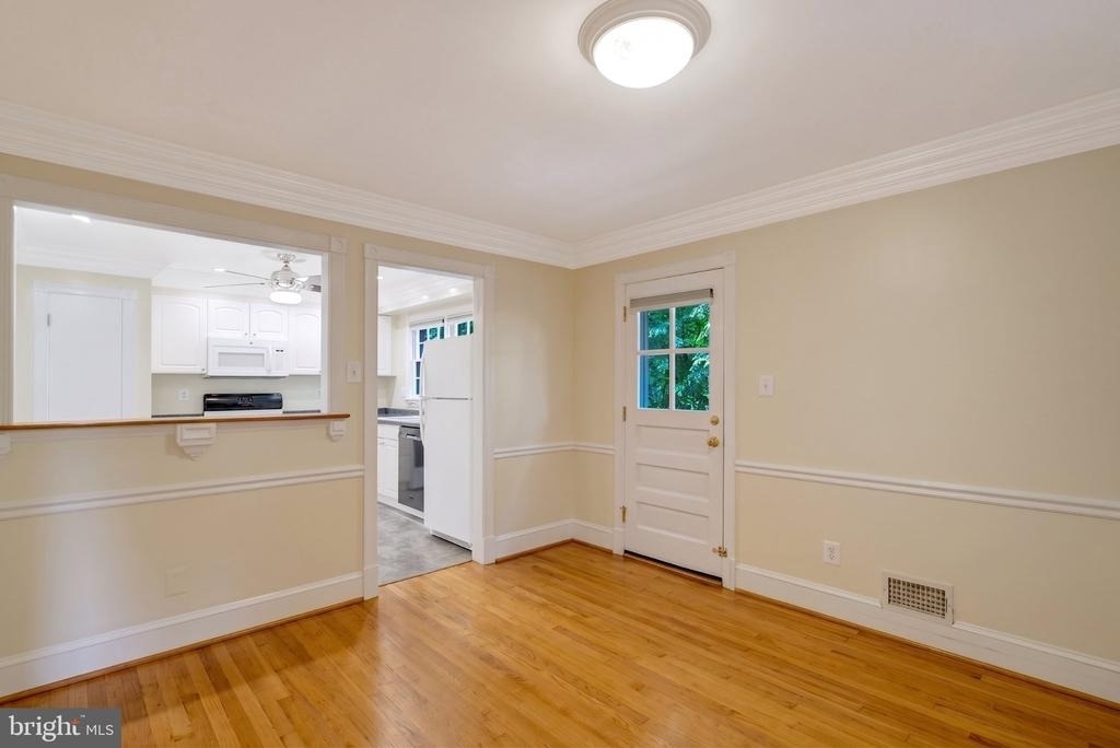 5920 Jane Way - Photo 15