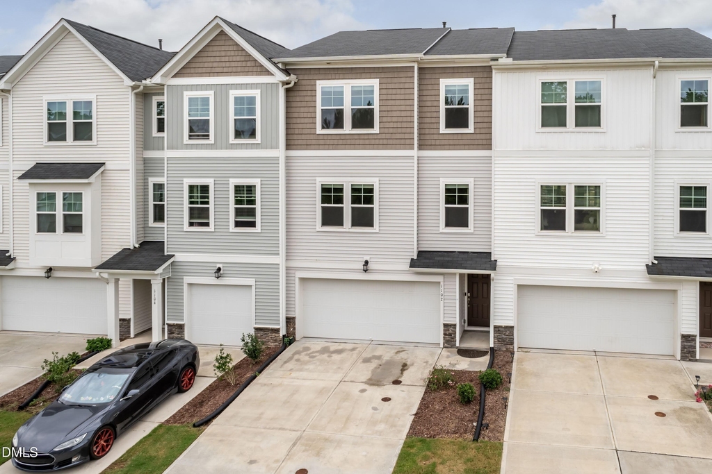 1102 Lily Loch Way - Photo 1