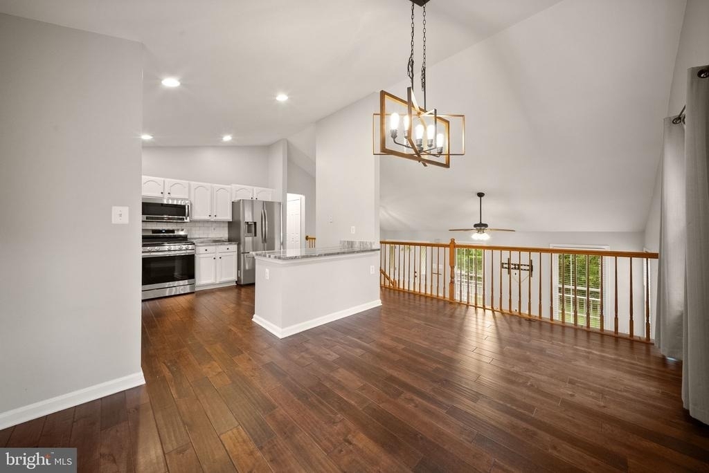 7678 Greenwood Way - Photo 13