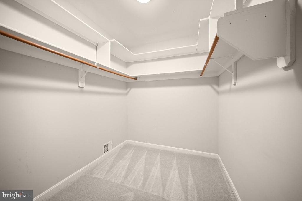 7678 Greenwood Way - Photo 23