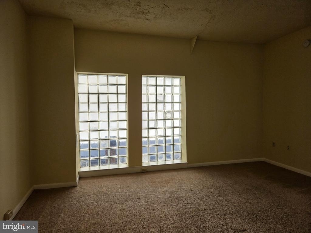 907 Caroline Street - Photo 15