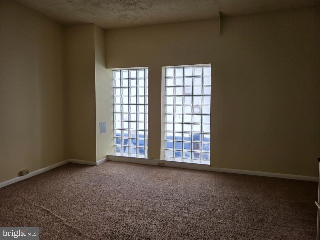 907 Caroline Street - Photo 14