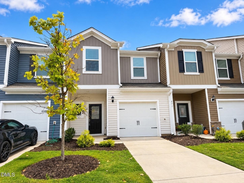 675 Rolling Fields Drive - Photo 2