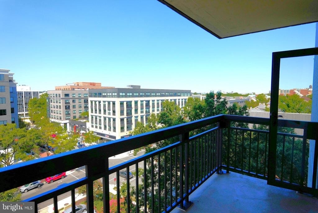 801 N Pitt Street - Photo 11