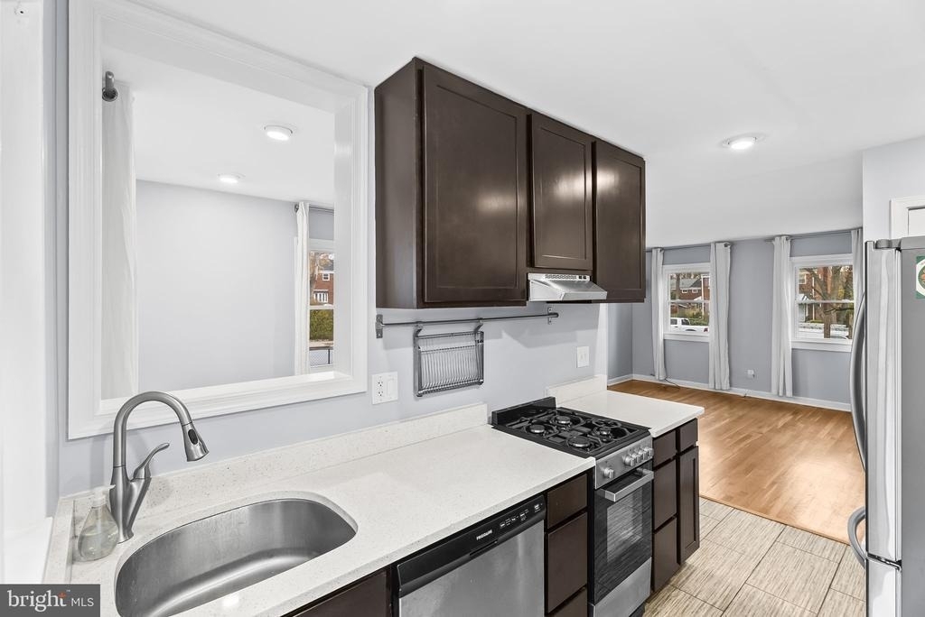 4332 Utica Avenue - Photo 13