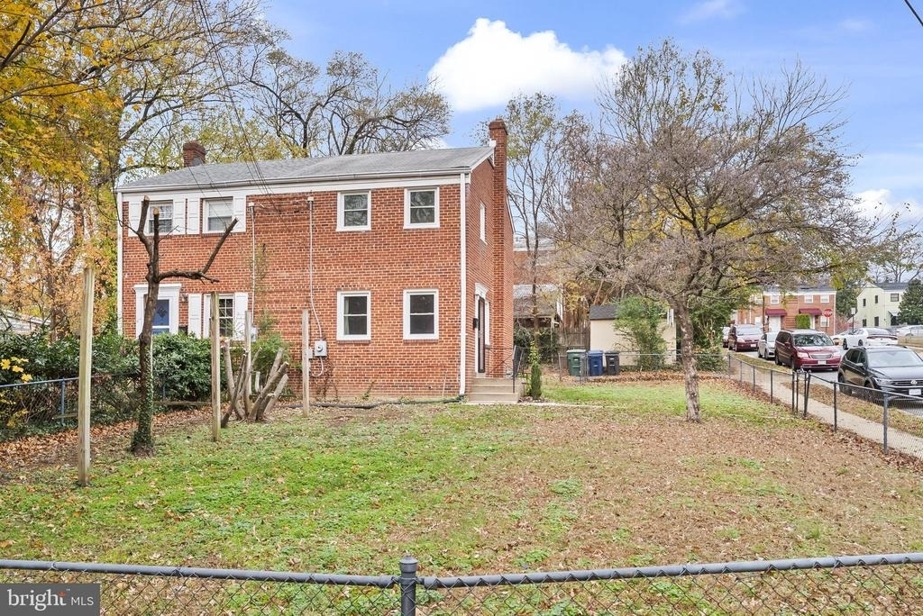 4332 Utica Avenue - Photo 30