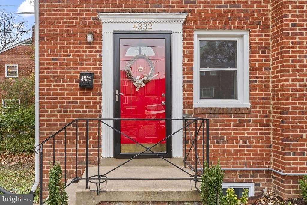 4332 Utica Avenue - Photo 3