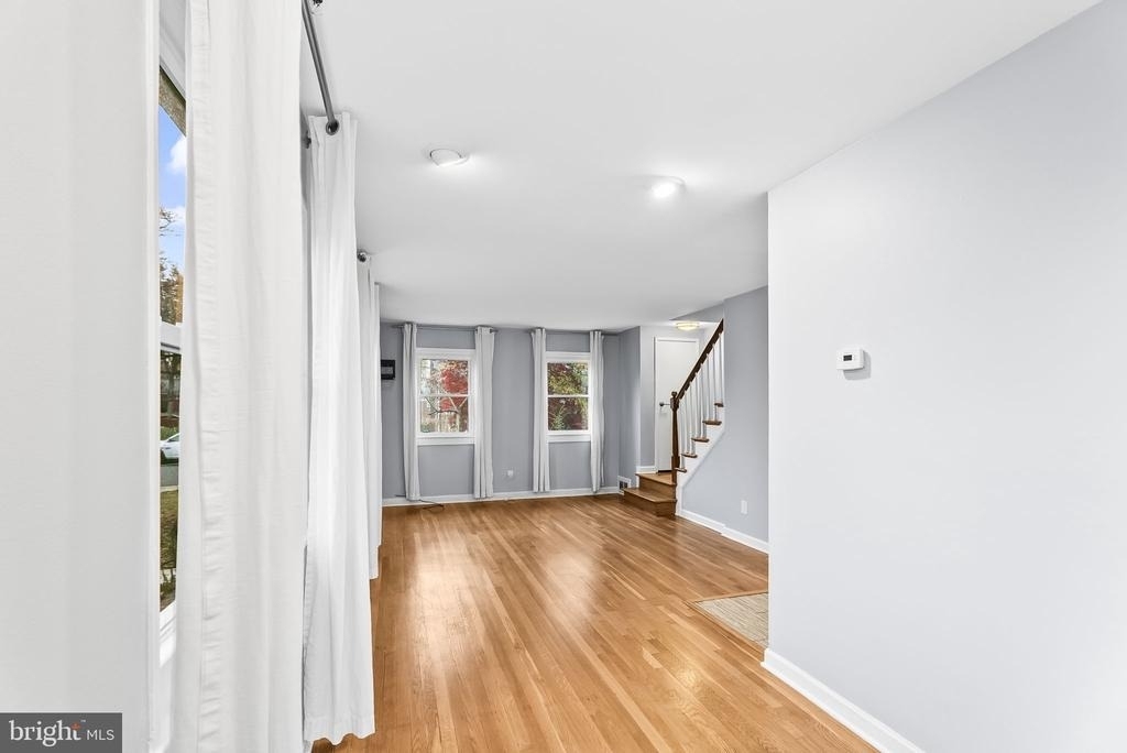 4332 Utica Avenue - Photo 10