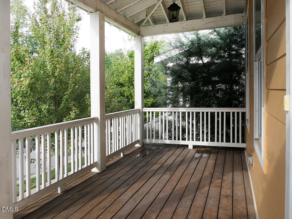 35 Hawk Point Road - Photo 1