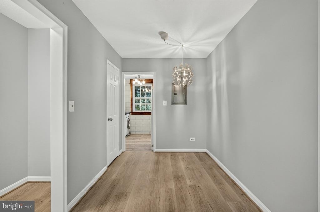 4376 Pershing Drive N - Photo 6