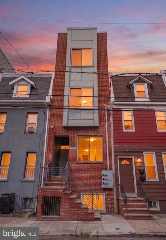 2110 N 7th Street - Photo 0