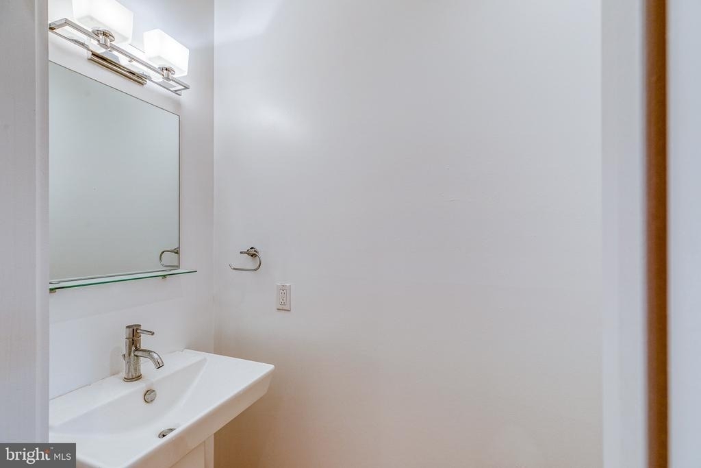 412 N Front Street - Photo 30