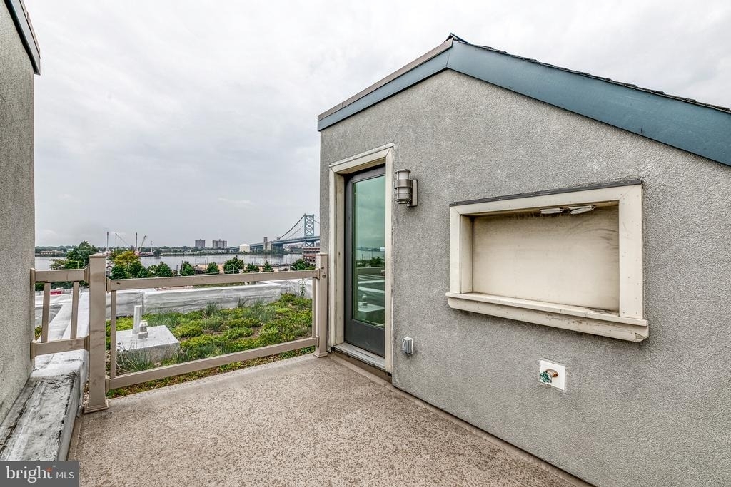 412 N Front Street - Photo 12