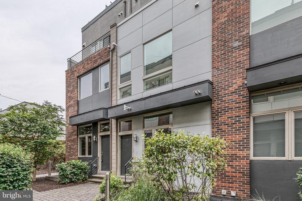 412 N Front Street - Photo 8