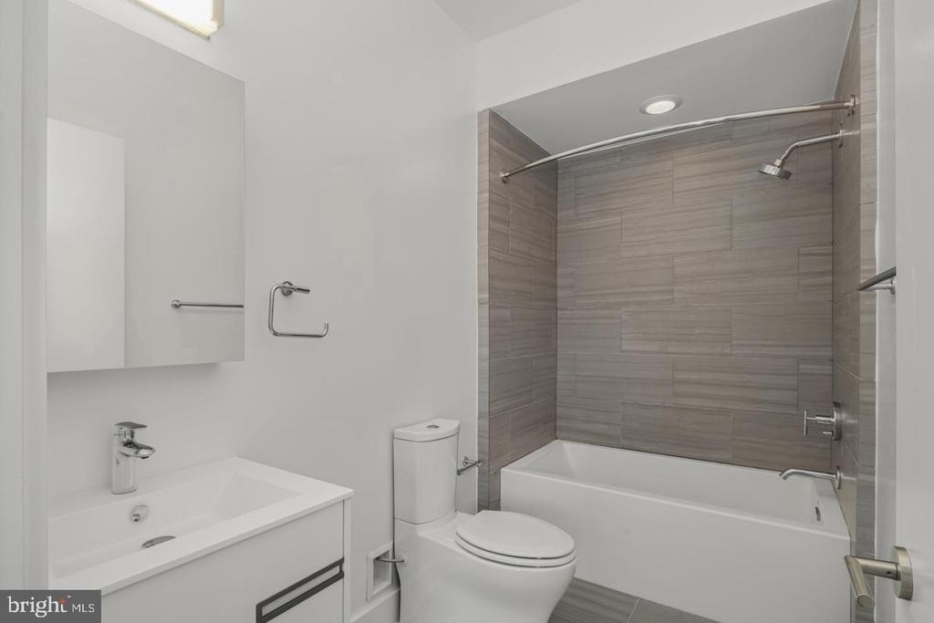 1421 S Hancock Street - Photo 7