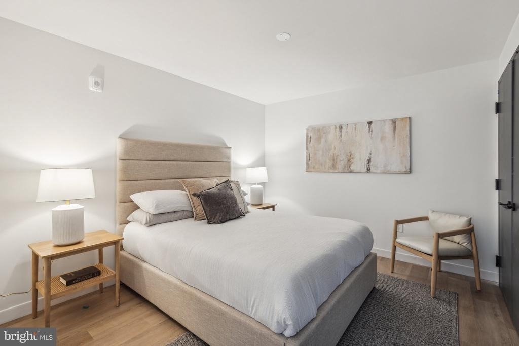 1122 Frankford Avenue - Photo 8