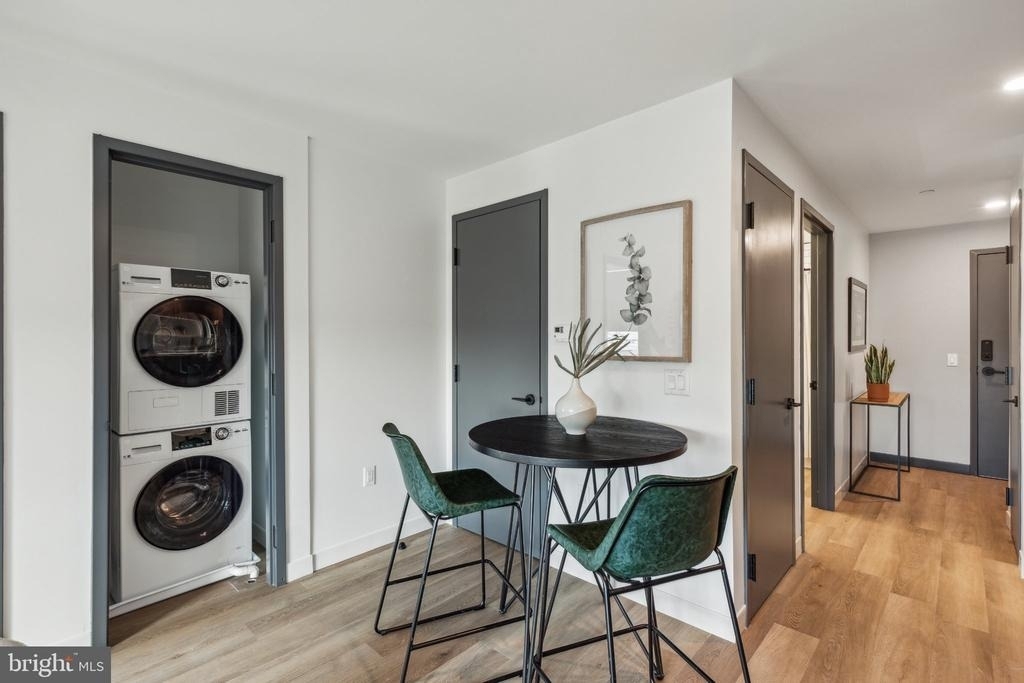 1122 Frankford Avenue - Photo 4