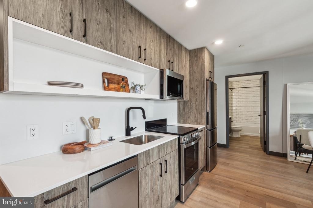 1122 Frankford Avenue - Photo 1