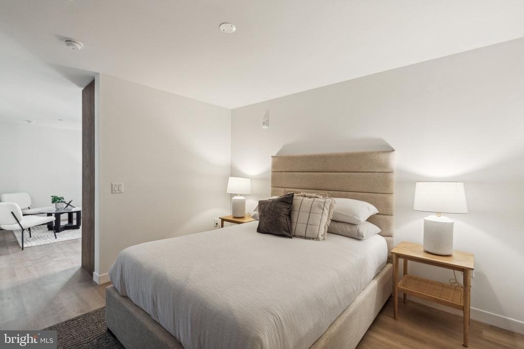 1122 Frankford Avenue - Photo 7