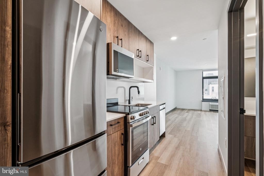 1122 Frankford Avenue - Photo 1