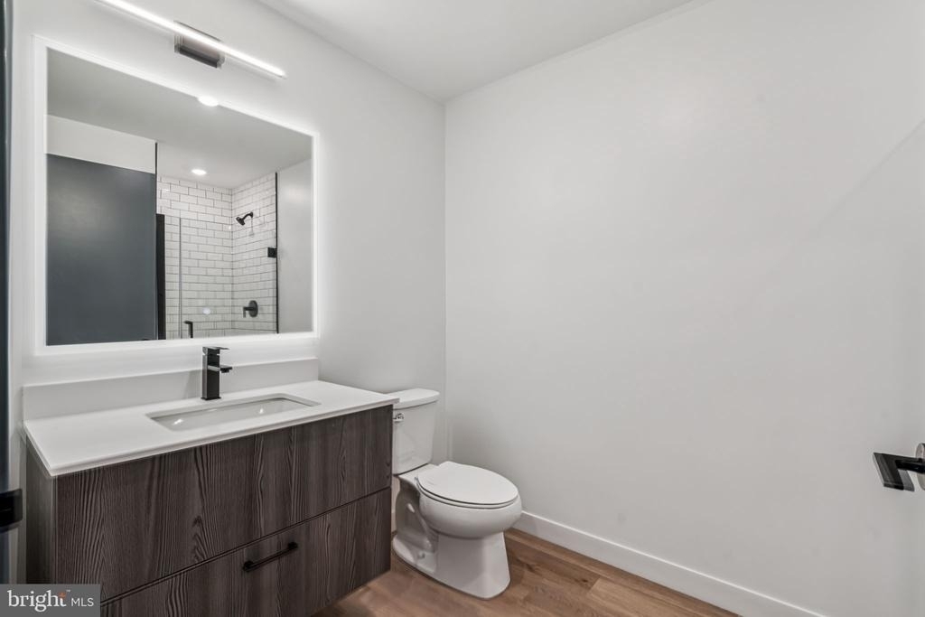 1122 Frankford Avenue - Photo 4
